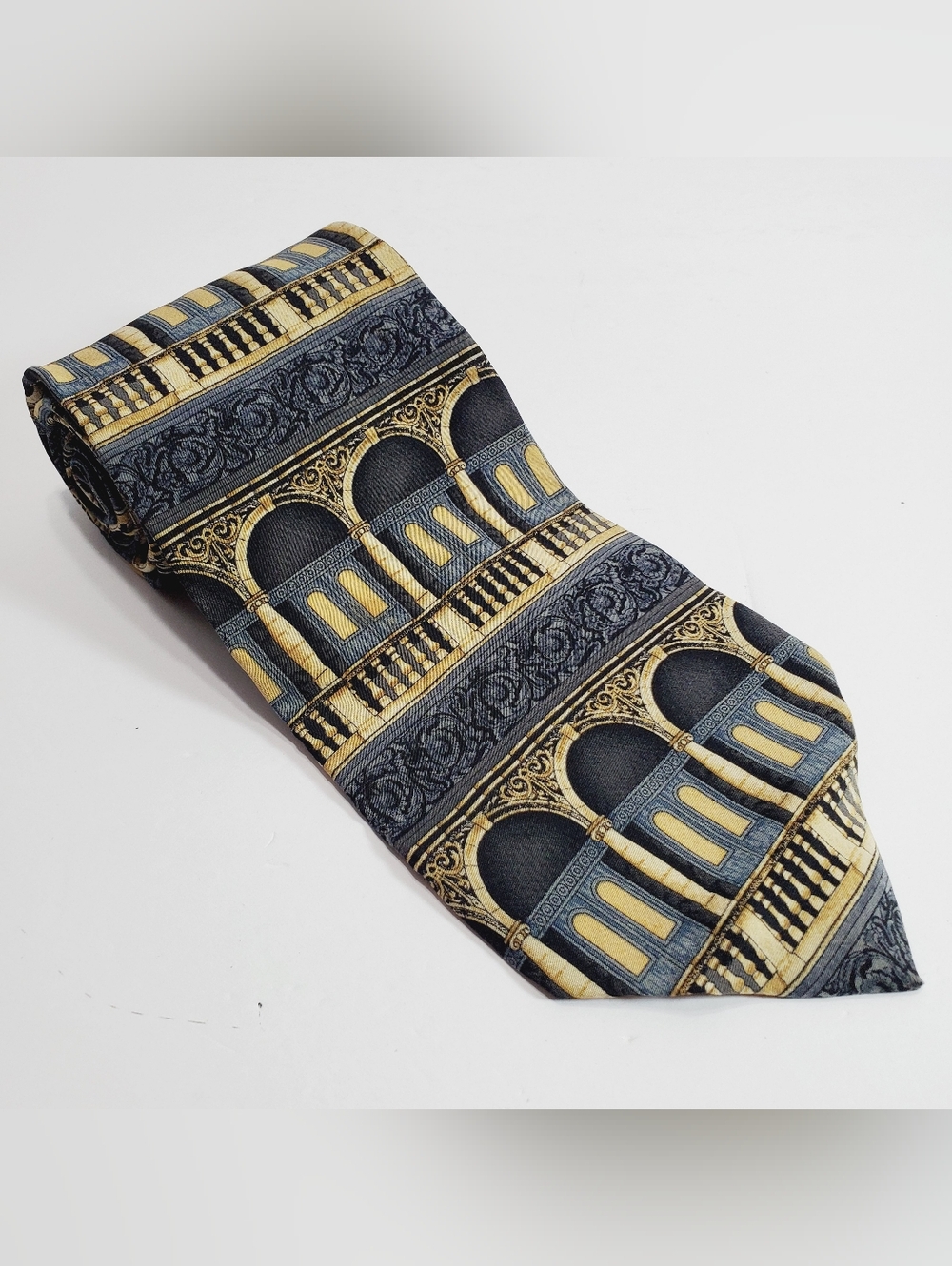 Royal Waterloo Hospital Blue Geometric Pattern Mens Neck Tie Unicef 55x3.75"